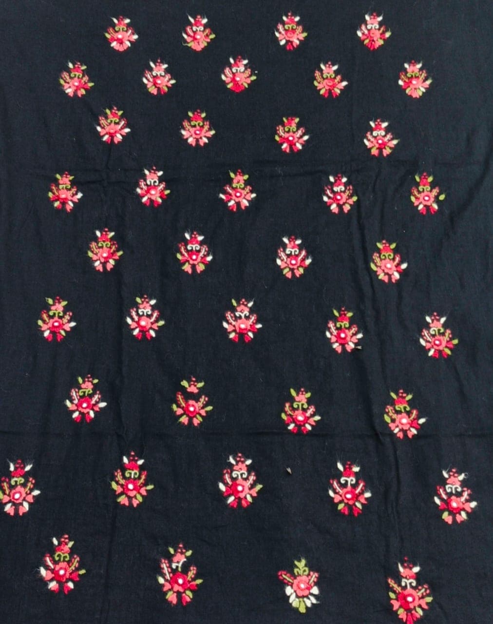 Premium Hand-Embroidered 1pc Unstitched Black Suite 2